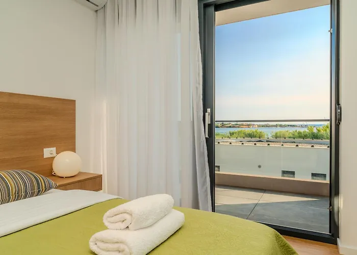 Beachfront Jugo With Seaview Villa