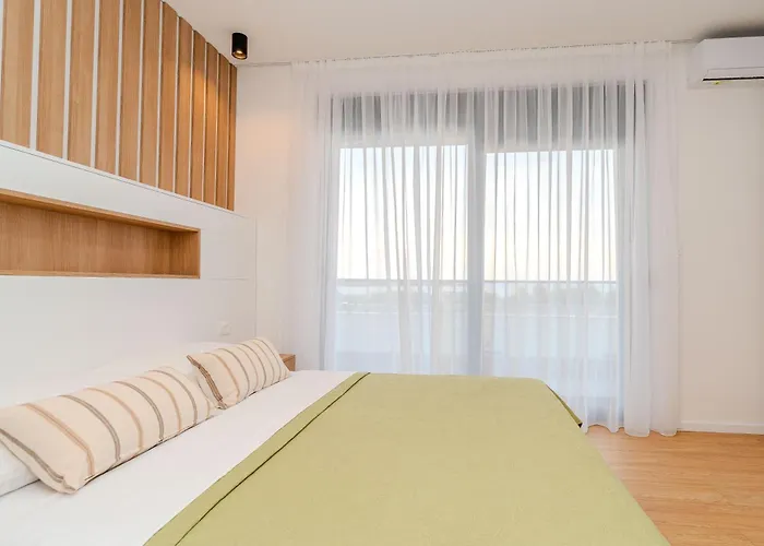 Villa Beachfront Jugo With Seaview