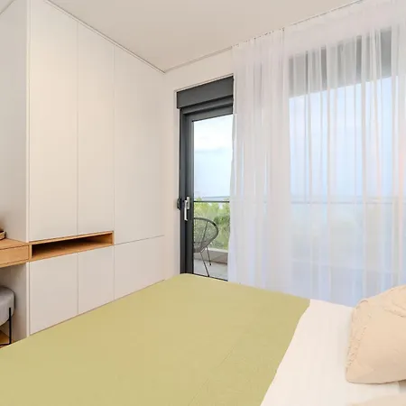 Beachfront Jugo With Seaview Villa Privlaka (Zadar)