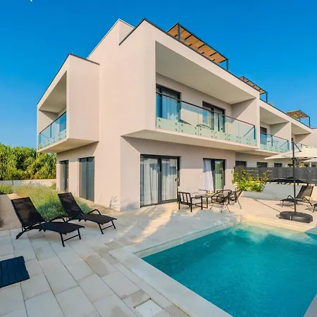 Beachfront Jugo With Seaview Privlaka (Zadar)