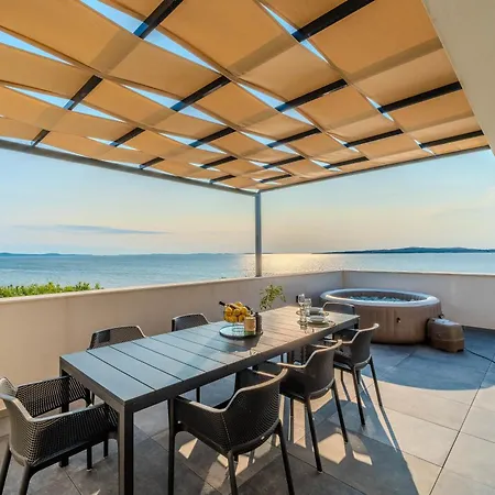 Villa Beachfront Jugo With Seaview Privlaka (Zadar)