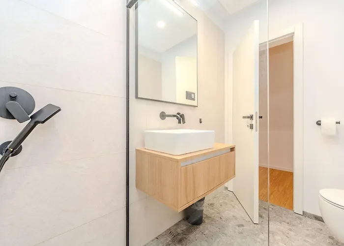 Villa Beachfront Jugo With Seaview *