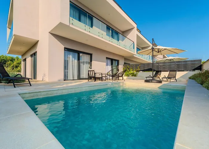 Villa Beachfront Jugo With Seaview