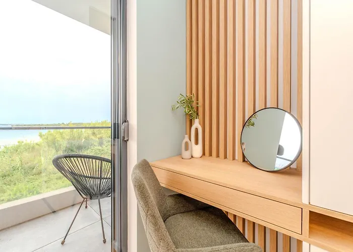 Villa Beachfront Jugo With Seaview