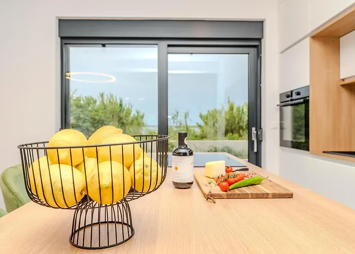 Villa Beachfront Jugo With Seaview